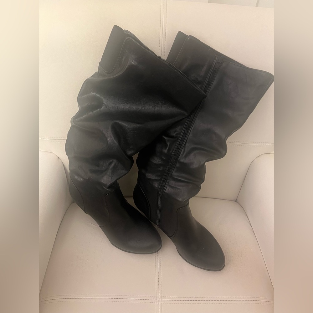Cliffs by WHITE MOUNTAIN Black Knee High Boots